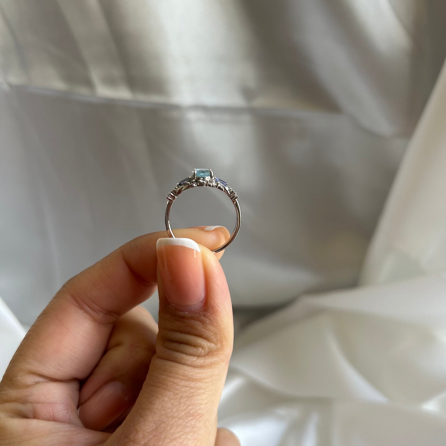 10K White Gold Aquamarine and Tanzanite Ring (size US 7)