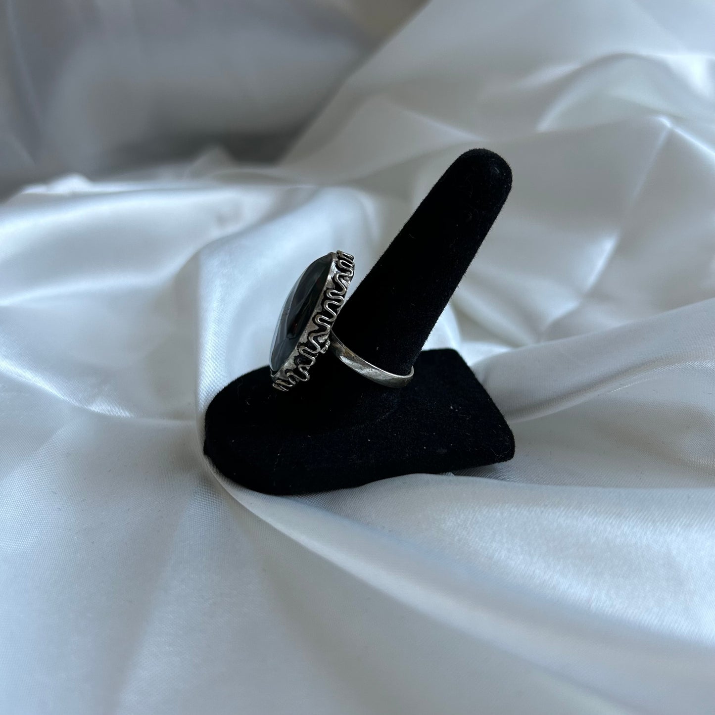 Extra Large Bloodstone Ring (Size US 7.5)