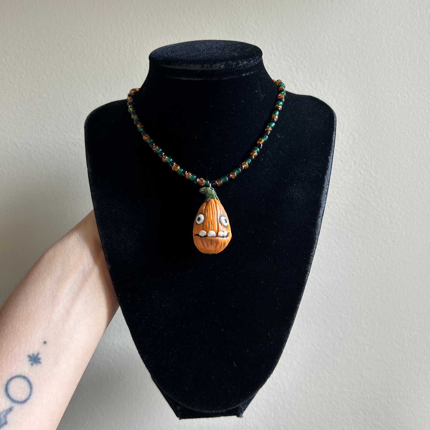 Toothy Pumpkin Beaded Necklace