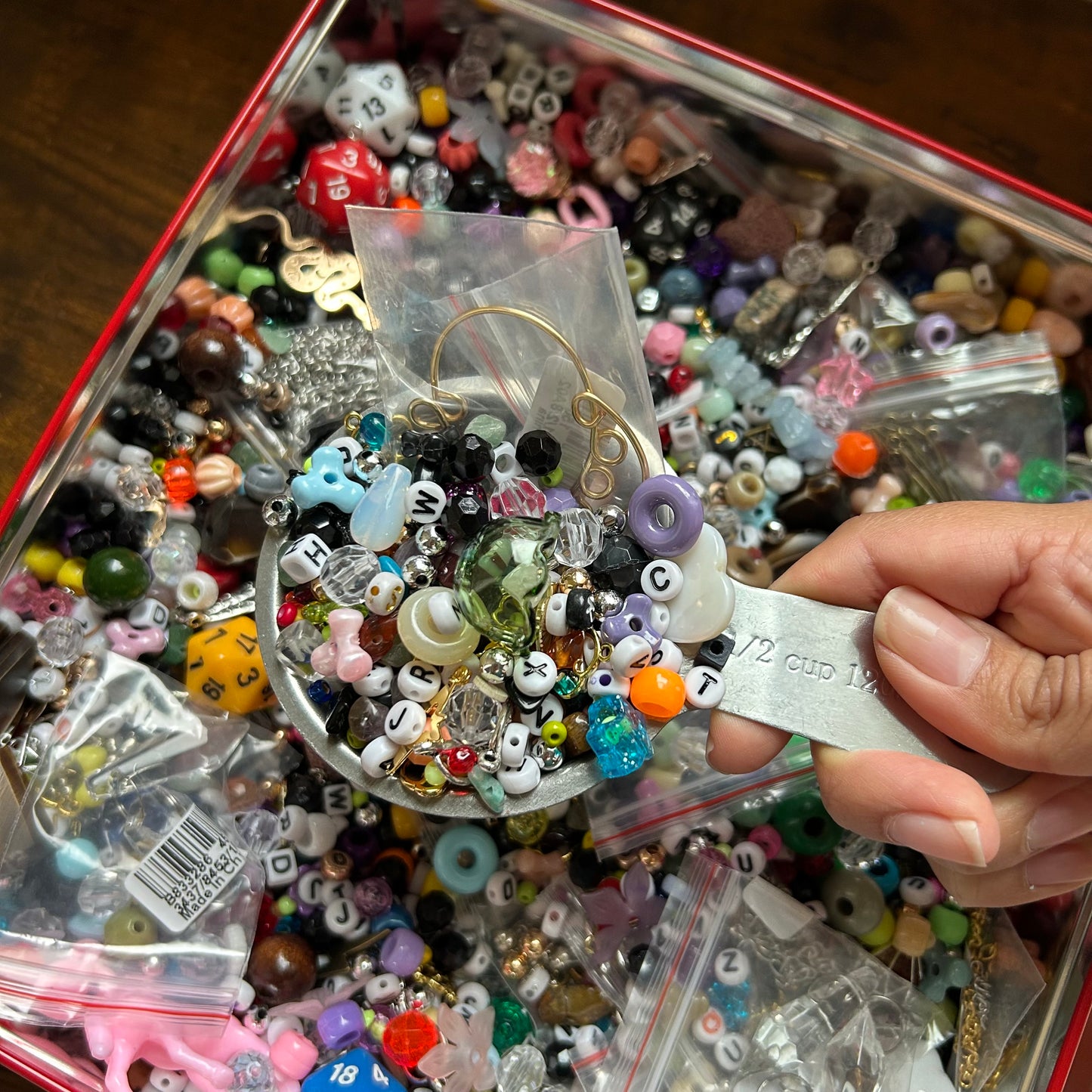 Bead Scoop