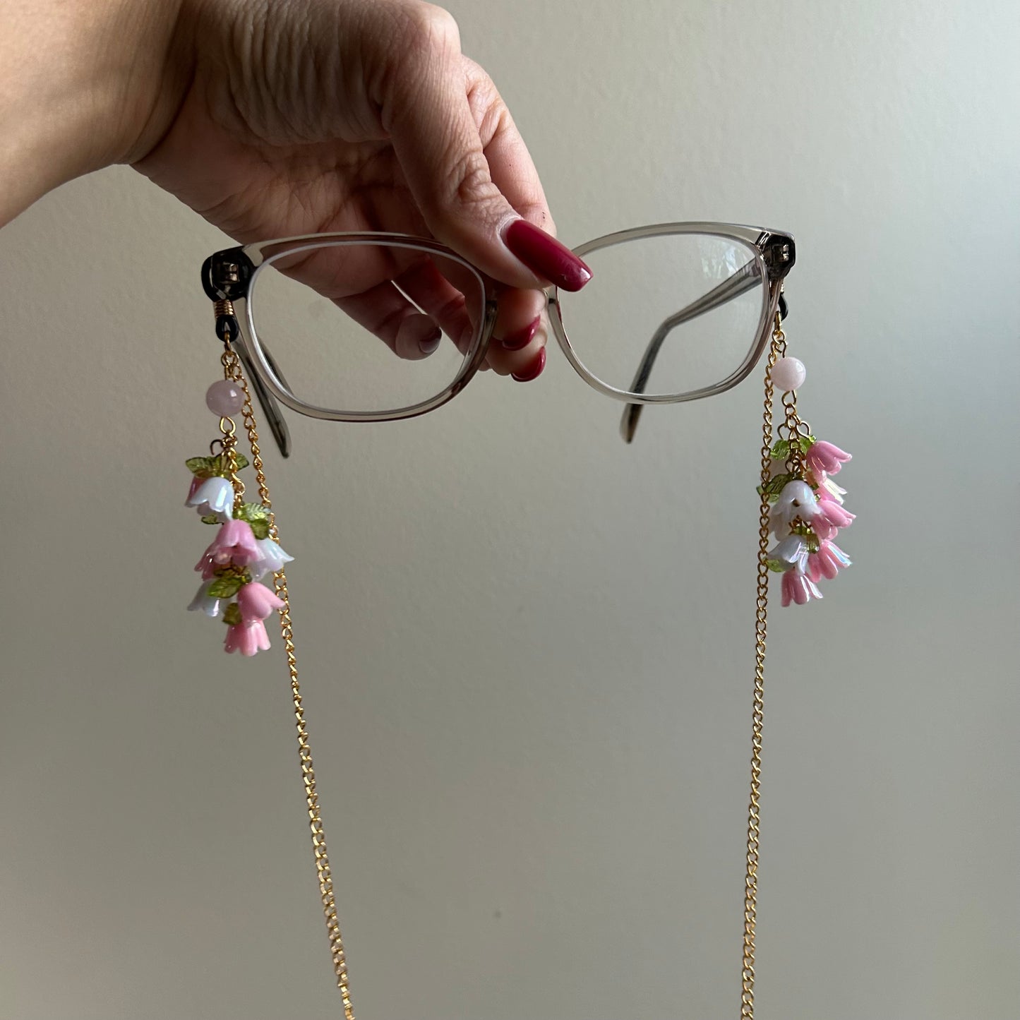 Rose Quartz Bell Flower Glasses Chain