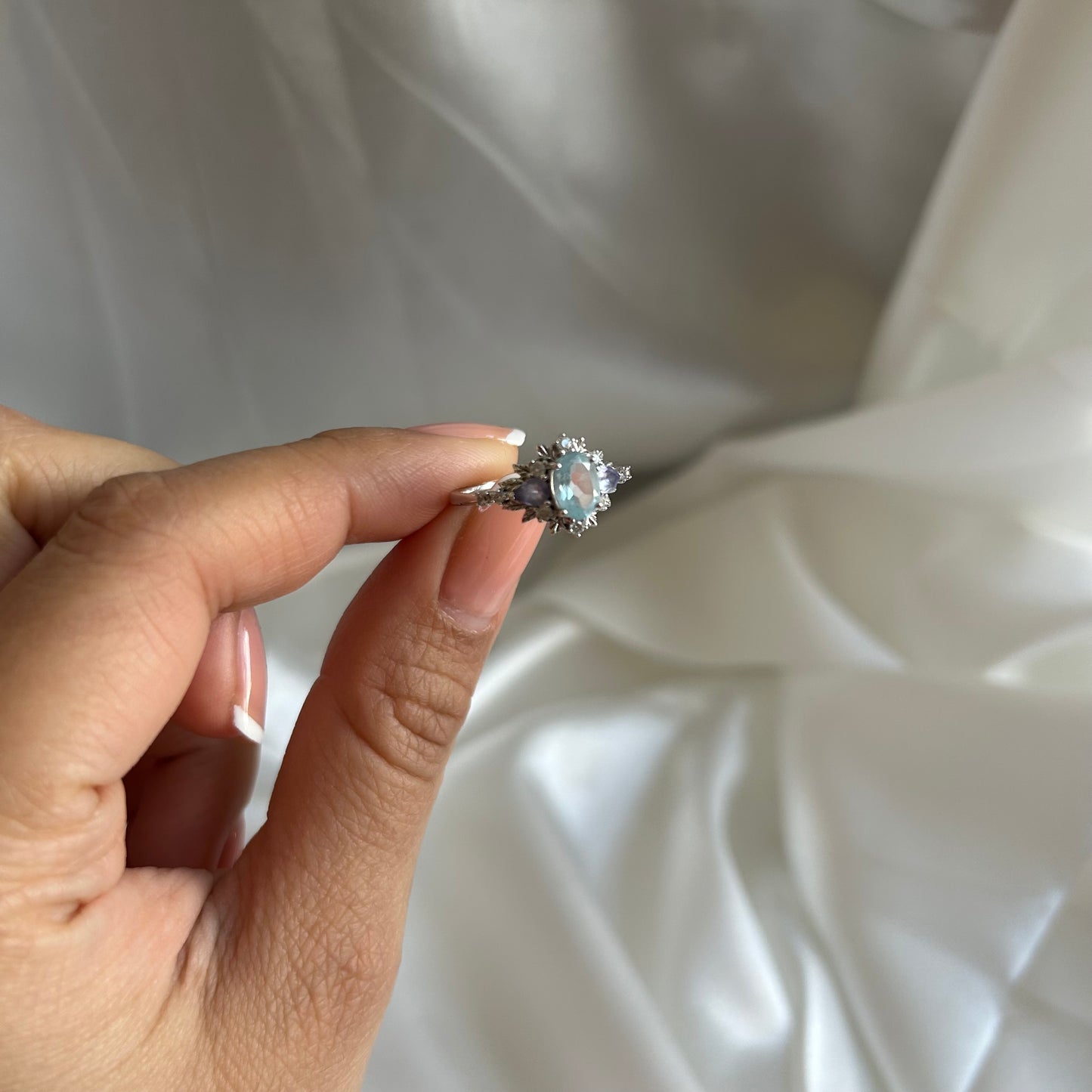 10K White Gold Aquamarine and Tanzanite Ring (size US 7)