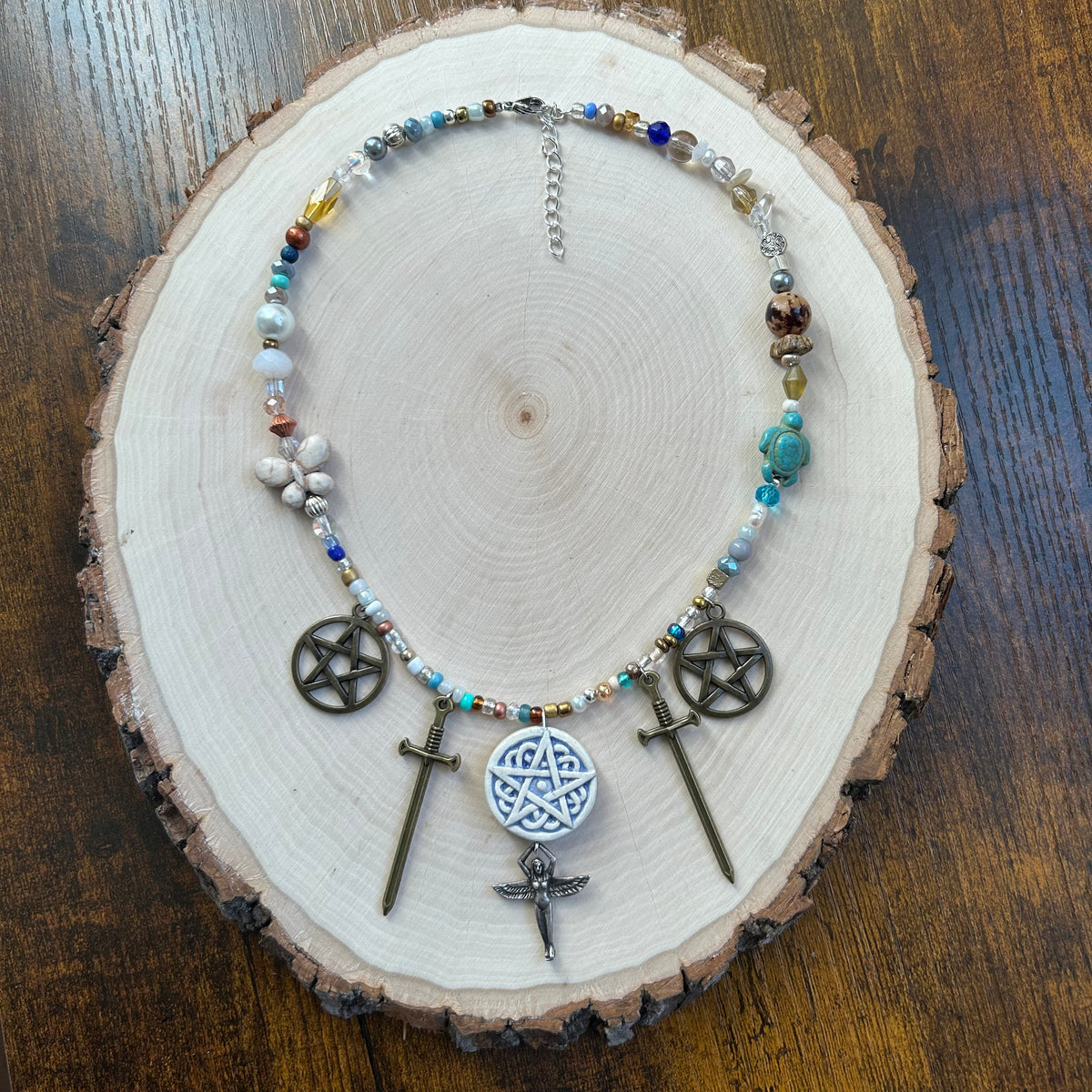 Bead Bucket Necklace | 209