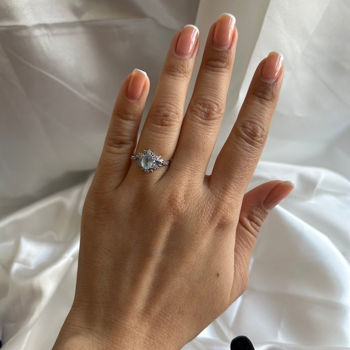 10K White Gold Aquamarine and Tanzanite Ring (size US 7)