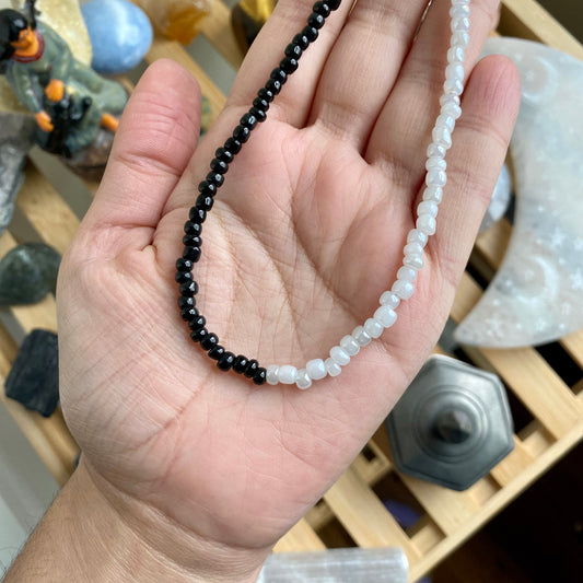 Split Color Beaded Necklace (Black/White)